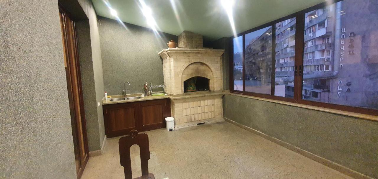 Guest House Yerevan Exterior photo