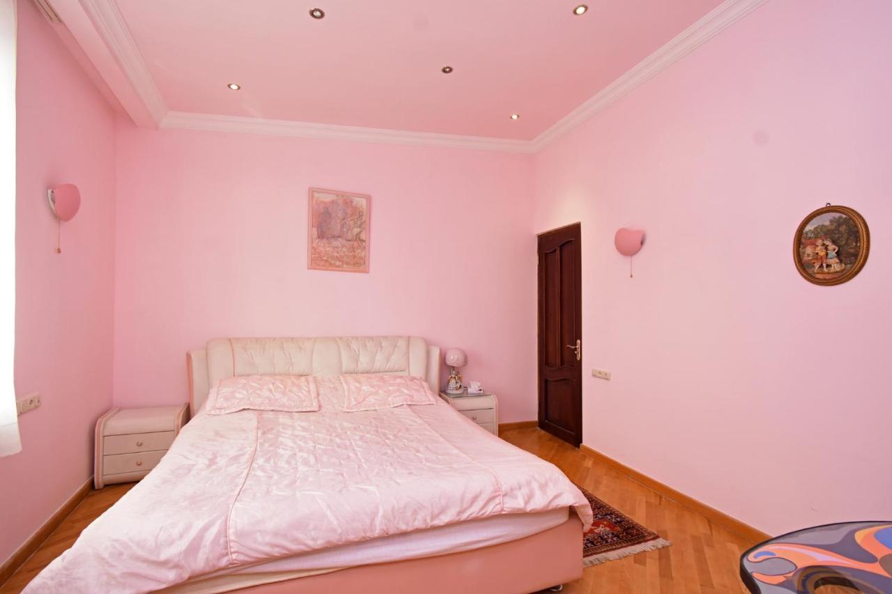 Guest House Yerevan Exterior photo